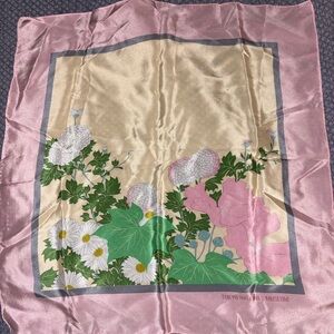 Beautiful Floral Print Scarf 100% Silk